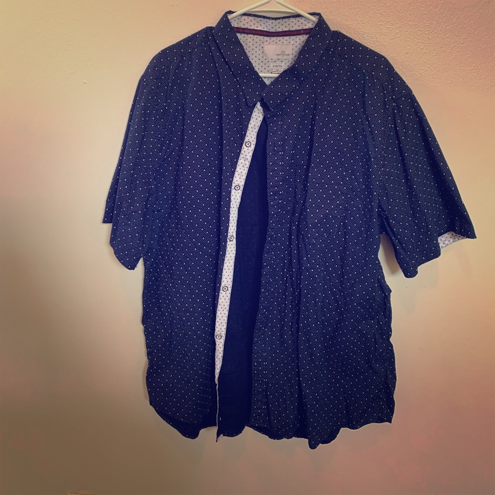 Casual button down shirt.